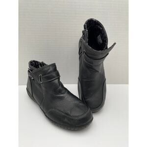 Sketchers Women's Black Leather Upper Ankle Boots Zip Closure - Size 8
